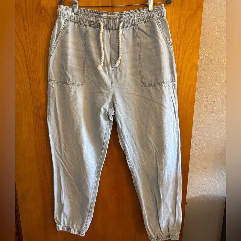 Generation by Celebrity Pink size large denim look joggers